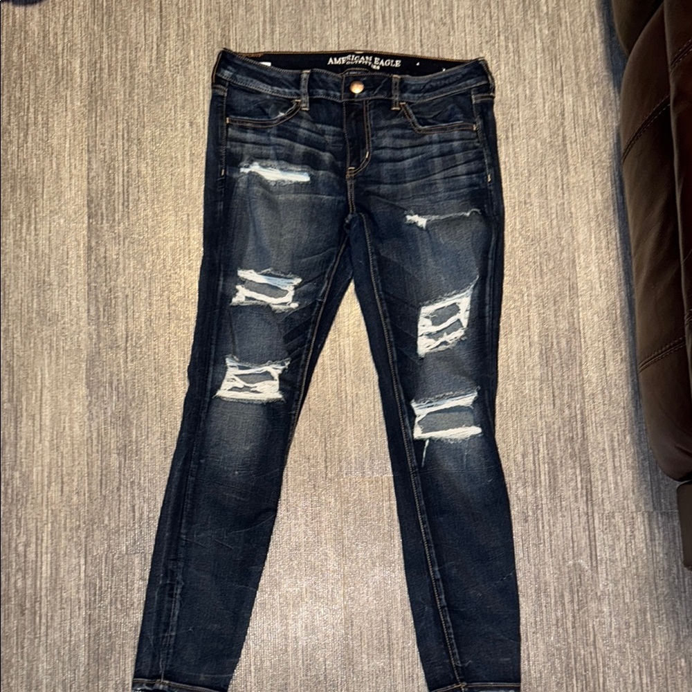 American Eagle Outfitters Women's Distressed Blue Jeans